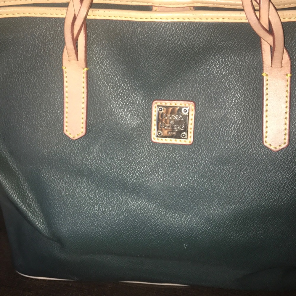 Dooney & Bourke purse SOLD